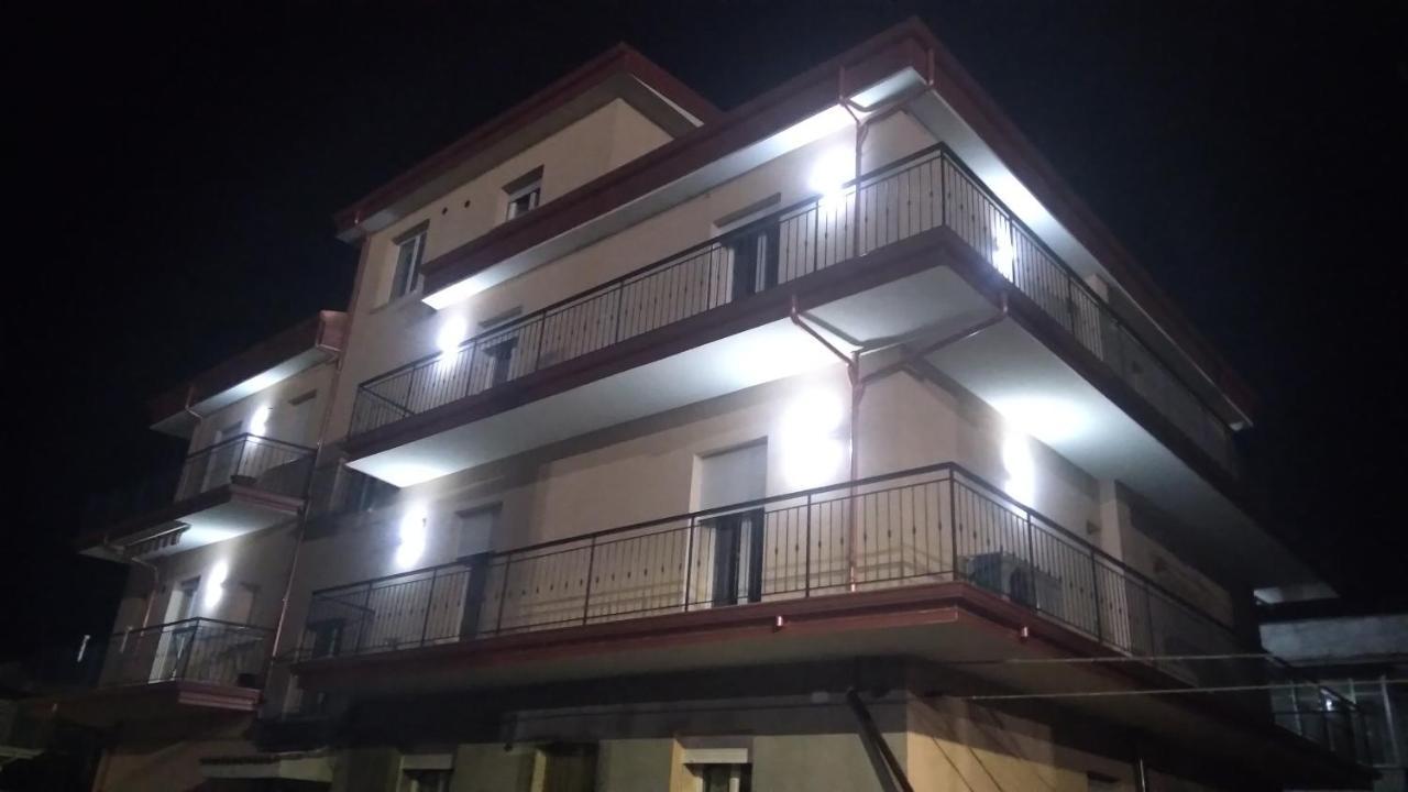 B&B Campo Sportivo Taurianova Exterior foto